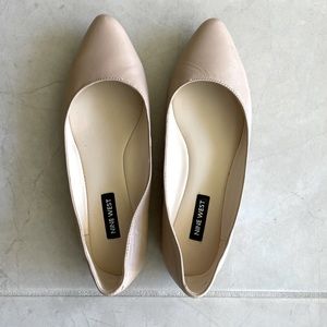 Nine West Almond Toe Flats 5.5 M